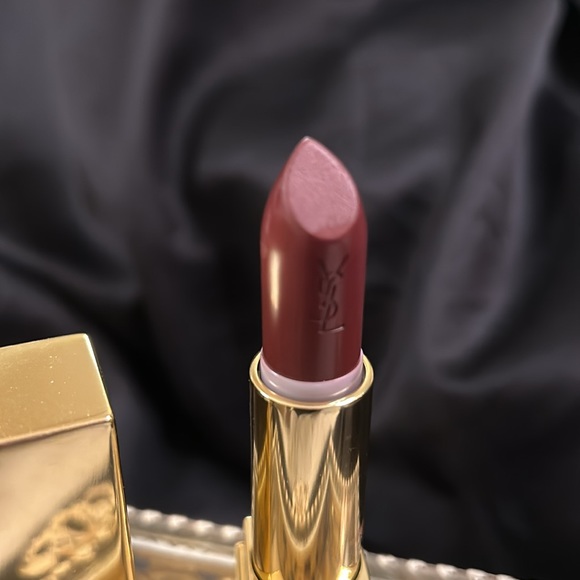YSL lipstick - Picture 3 of 10